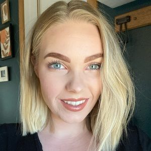 Meet your Posher, Hailey